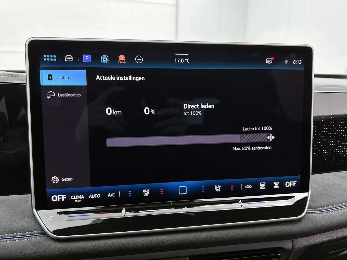 1.5 eHybrid R-Line Edition | 204 PK | Navigatie | Stoel/Stuur- Verwarming | Panoramaschuif-kanteldak | Head-up Display | Stoel- Massage en Ventilatie | Apple CarPlay en Android Auto | IQ.LIG