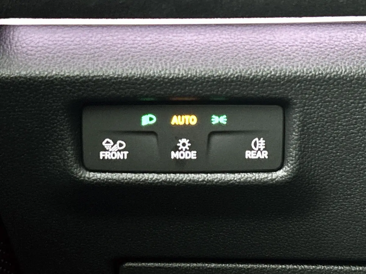 1.5 eHybrid R-Line Edition | 204 PK | Navigatie | Head-up Display | Stoel/Stuur- Verwarming | Harman Kardon Geluidsinstallatie | Panoramaschuif-kanteldak | Trekhaak inklapbaar |