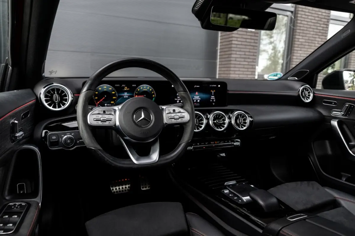 250 e Premium Plus | Pano | Burmester | Memory | Multibeam | AMG pakket