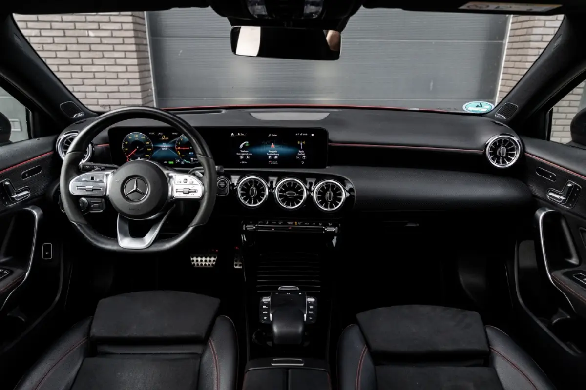 250 e Premium Plus | Pano | Burmester | Memory | Multibeam | AMG pakket
