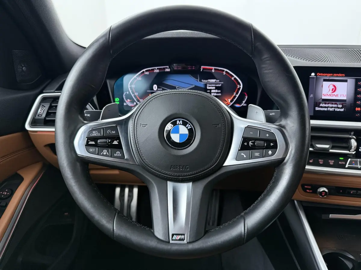 330i High Executive Edition | M-Sportpakket | Co-Pilot | Head-Up | 360 Camera | Elektrische Stoelen + Memory | Laserlights | HiFi | Comfort Access |