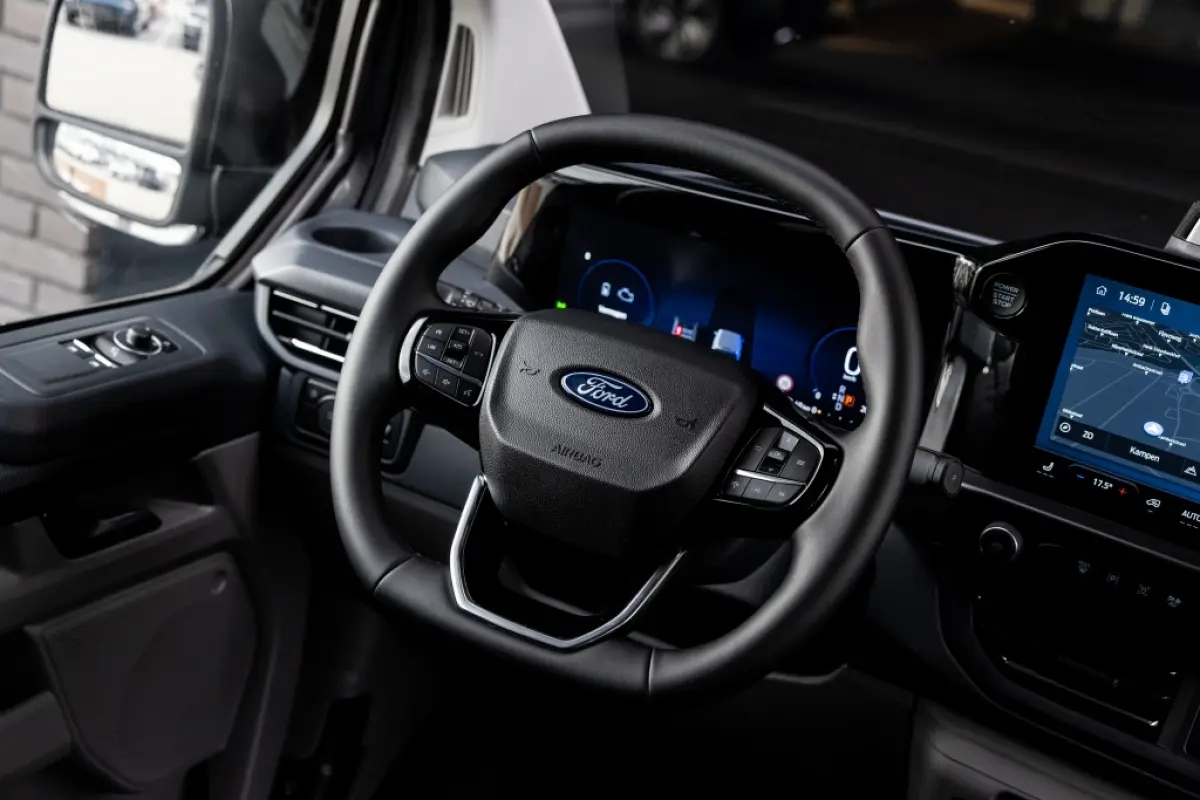combi 340 L2 Plug-in Hybrid FWD Limited