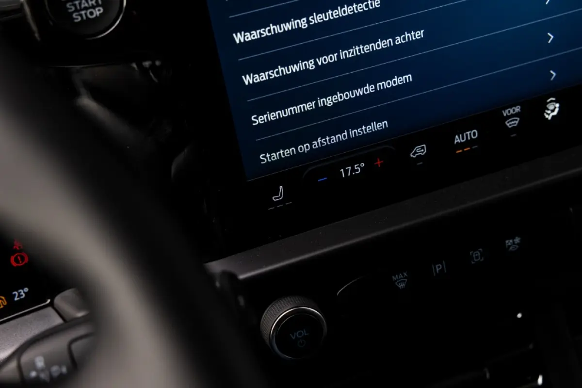 combi 340 L2 Plug-in Hybrid FWD Limited