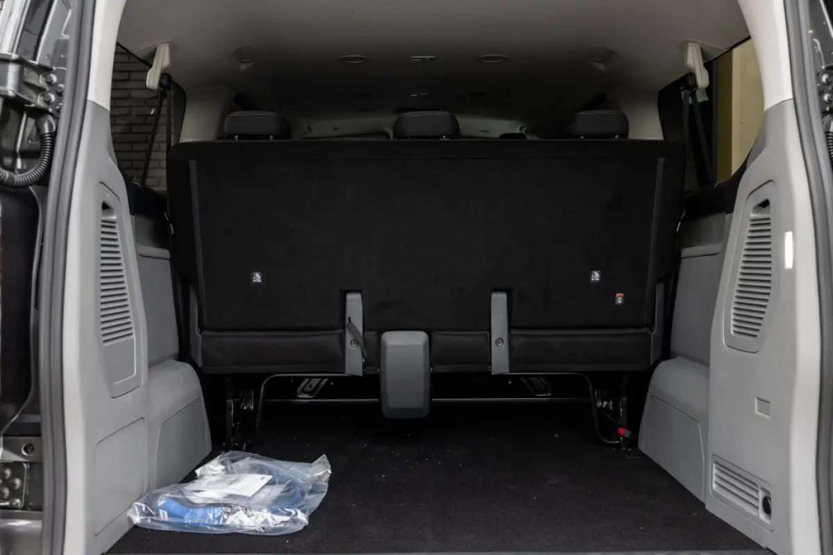 combi 340 L2 Plug-in Hybrid FWD Limited