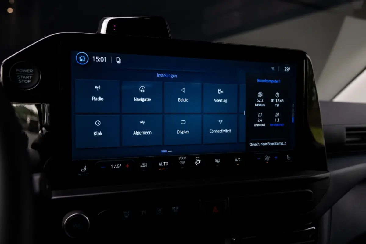 combi 340 L2 Plug-in Hybrid FWD Limited