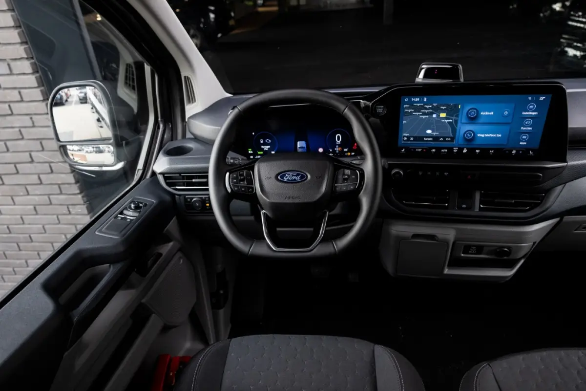 combi 340 L2 Plug-in Hybrid FWD Limited