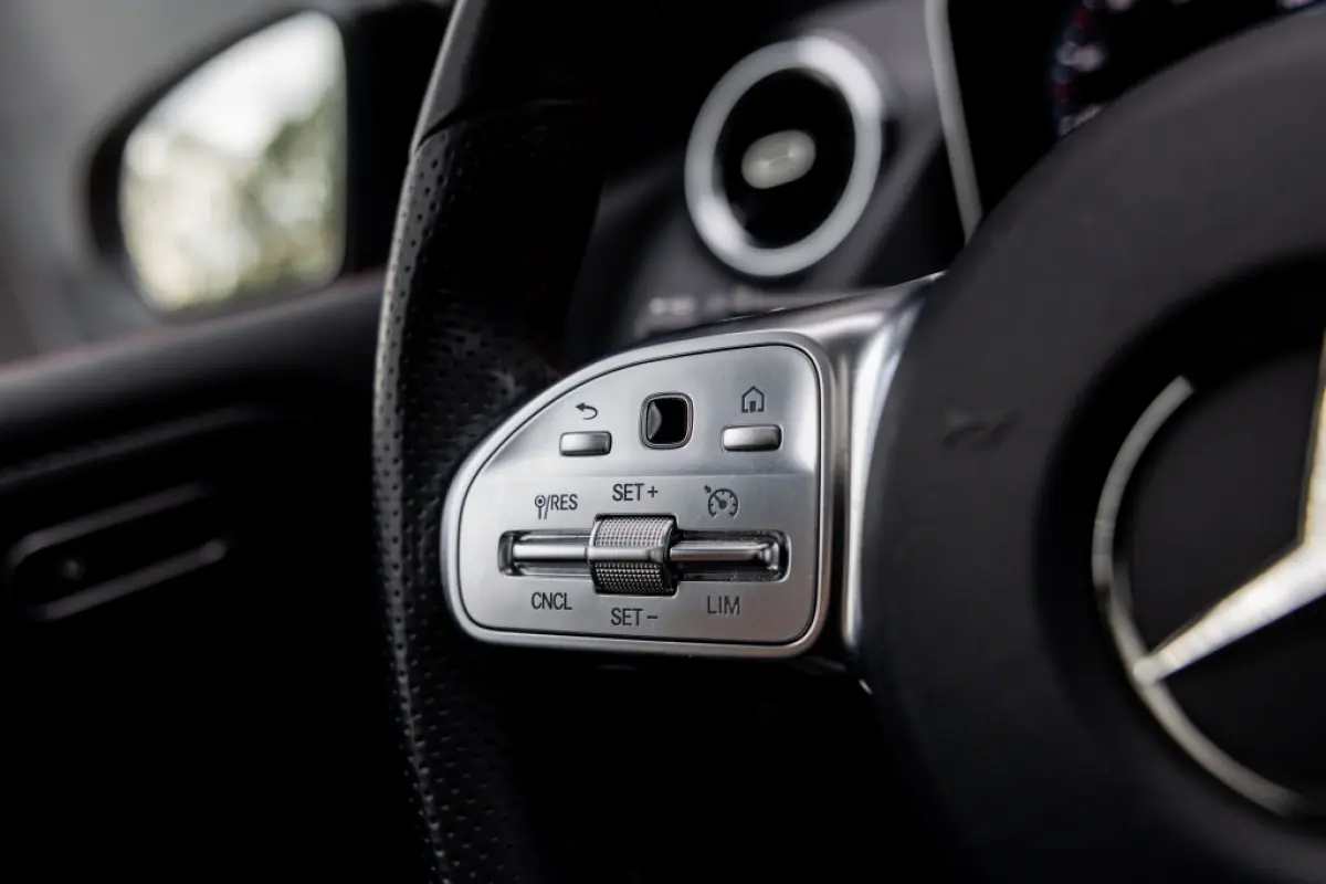 180 Bus. Sol. AMG | Pano | Camera | CarPlay |