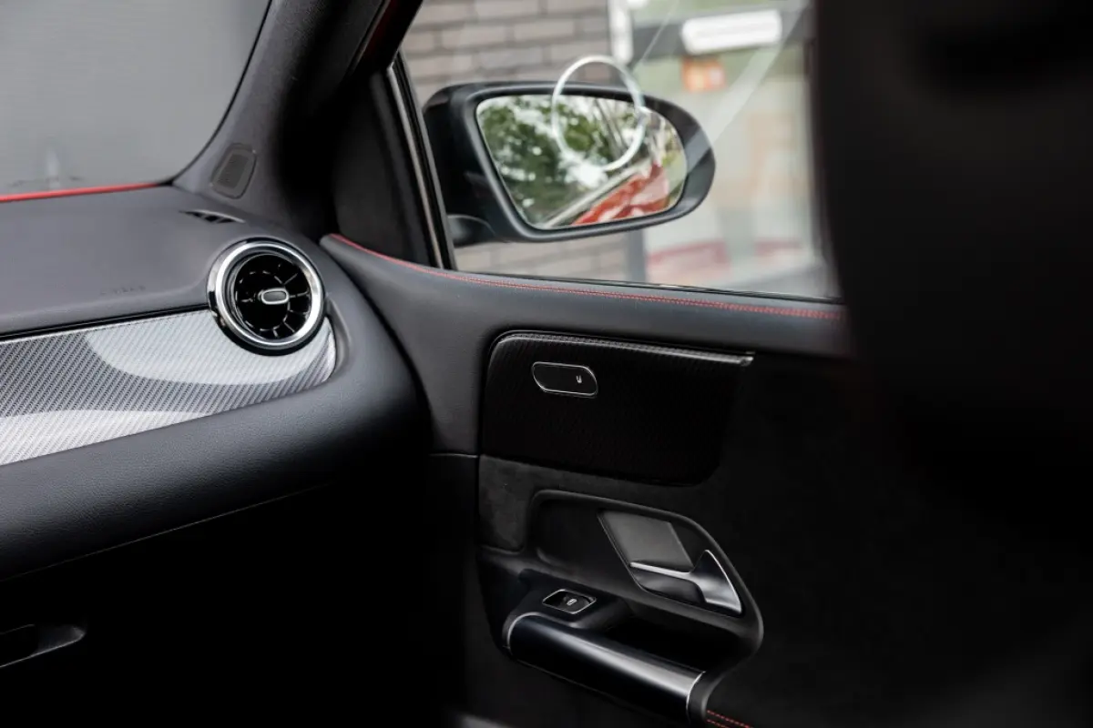 180 Bus. Sol. AMG | Pano | Camera | CarPlay |