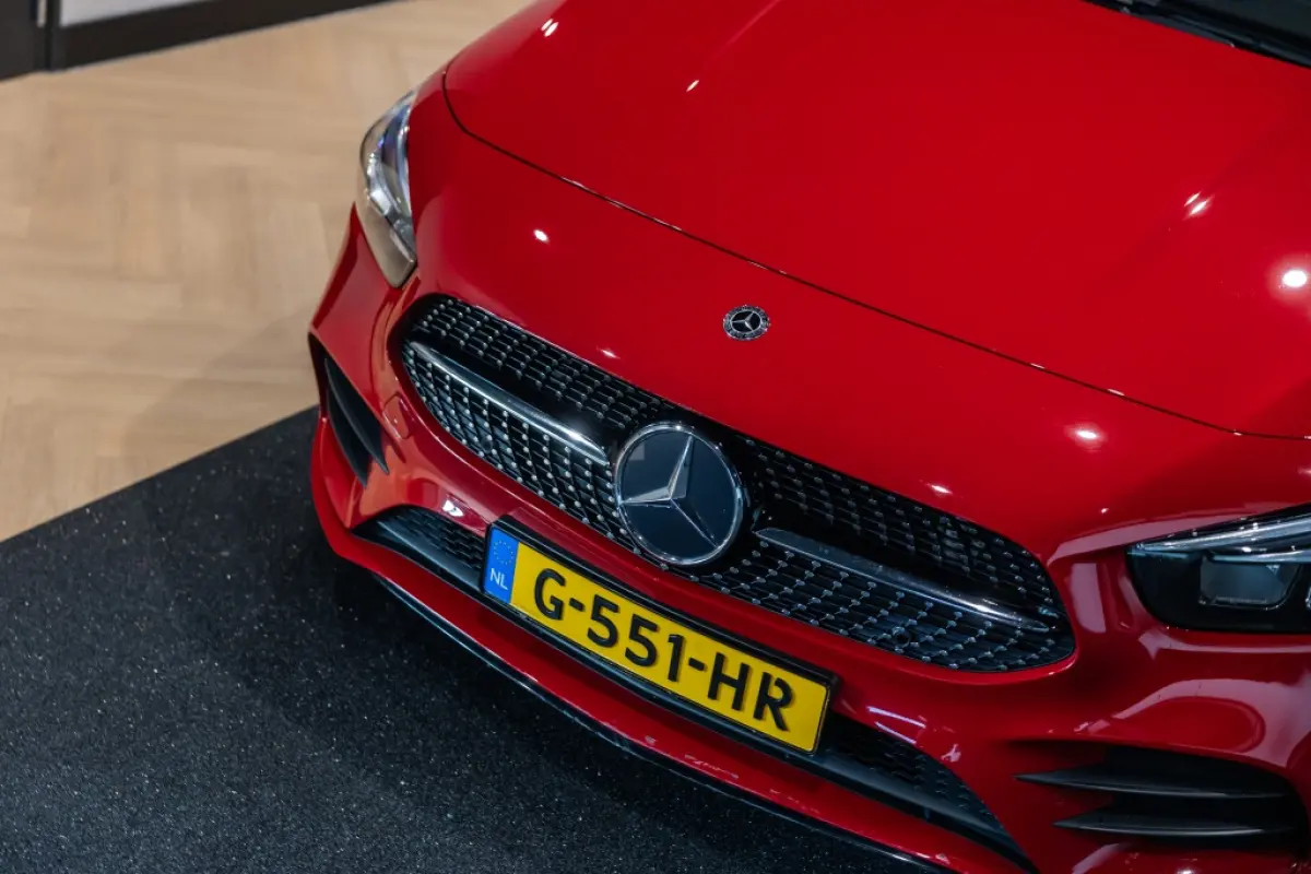 180 Bus. Sol. AMG | Pano | Camera | CarPlay |