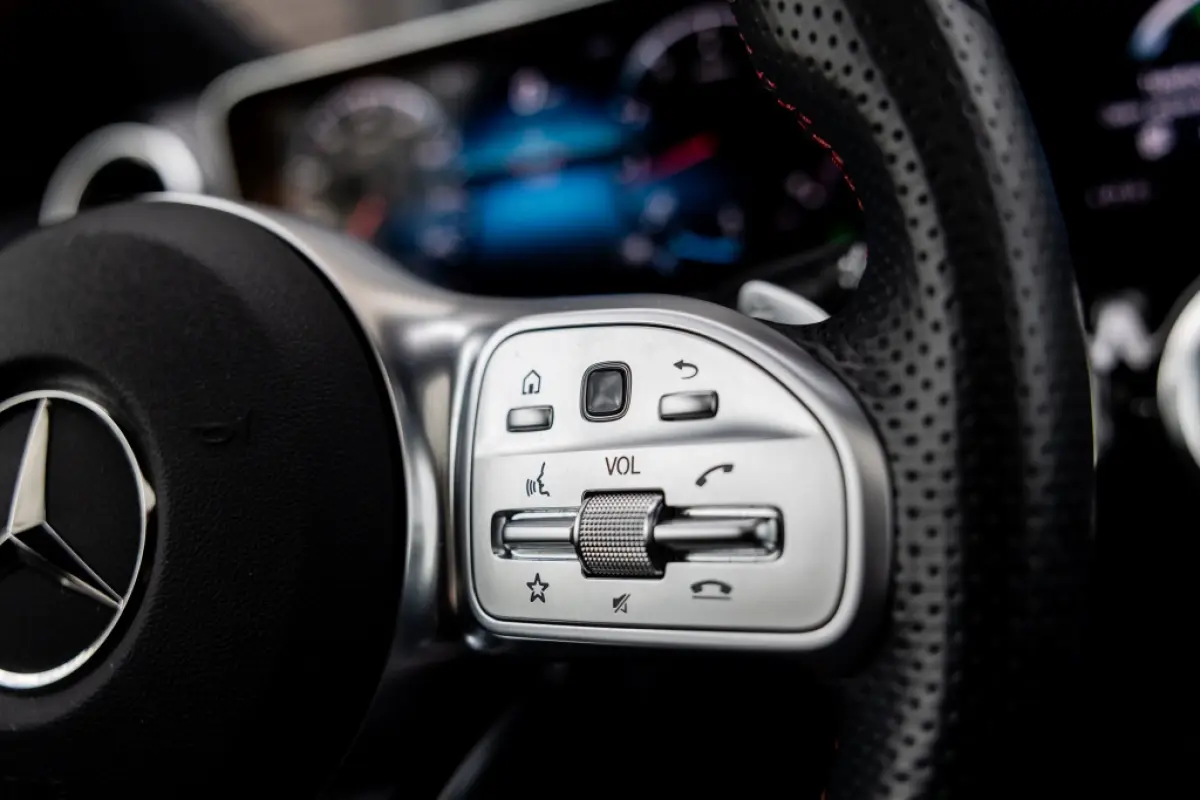 180 Bus. Sol. AMG | Pano | Camera | CarPlay |