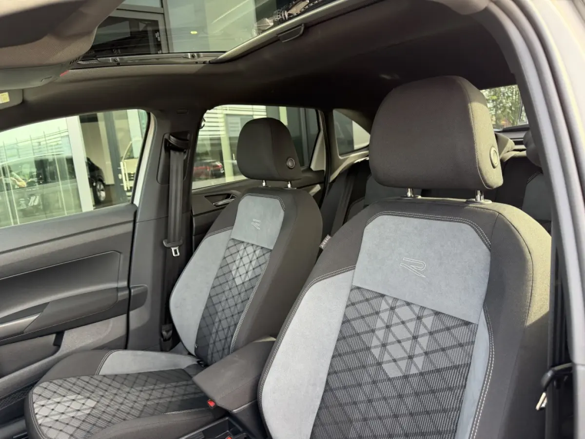1.5 TSI R-Line Edition | Pano | Camera | Stoelverwarming |