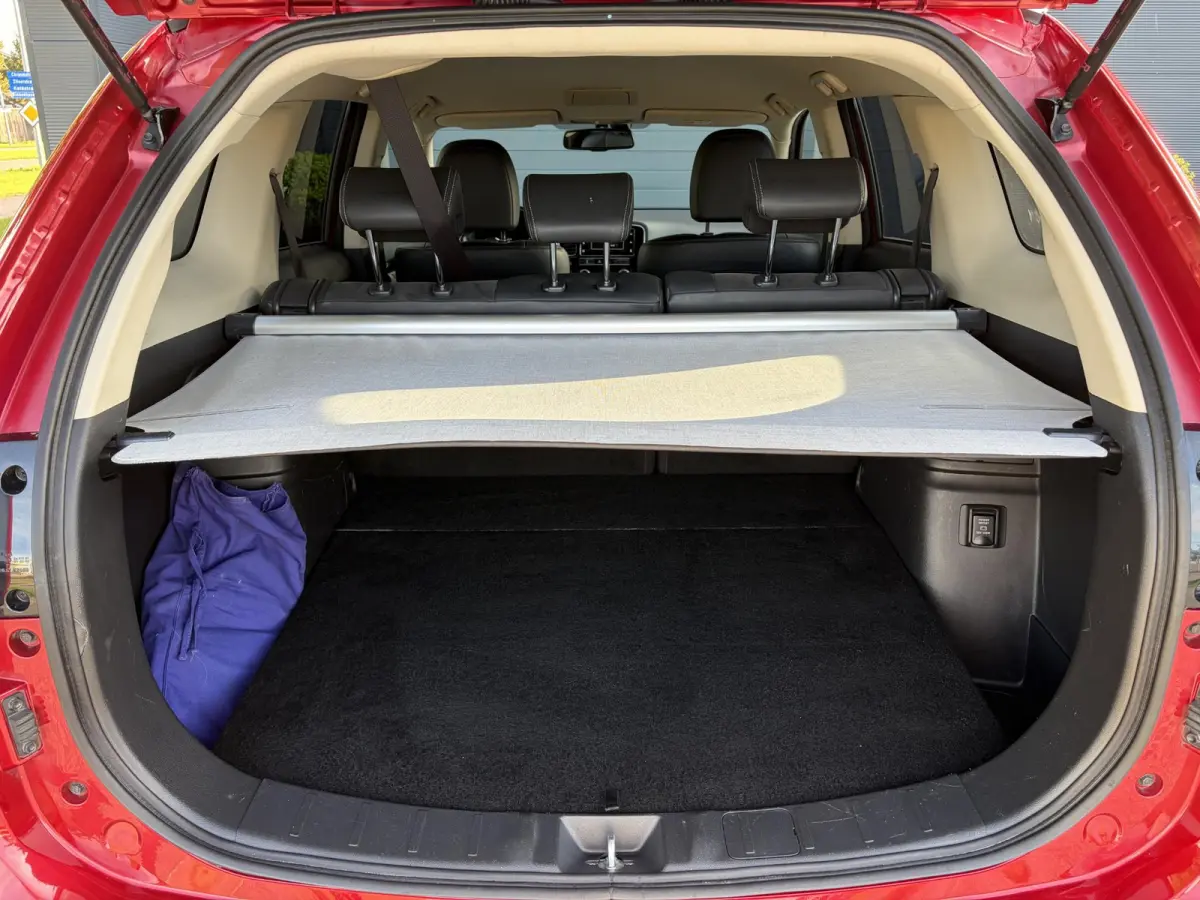 2.4 PHEV Intense ✓1e Eigenaar✓Trakhaak✓Carplay✓Camera✓Alcantara-Leder✓Stoelverw-Stoelverkoeling✓Clima✓Cruise✓Pdc V+A✓Keyless✓Net beurt gehad✓18" Lmv✓N.A.P✓Apk tot