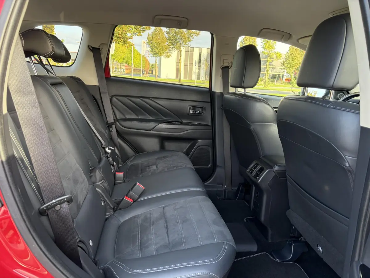 2.4 PHEV Intense ✓1e Eigenaar✓Trakhaak✓Carplay✓Camera✓Alcantara-Leder✓Stoelverw-Stoelverkoeling✓Clima✓Cruise✓Pdc V+A✓Keyless✓Net beurt gehad✓18" Lmv✓N.A.P✓Apk tot