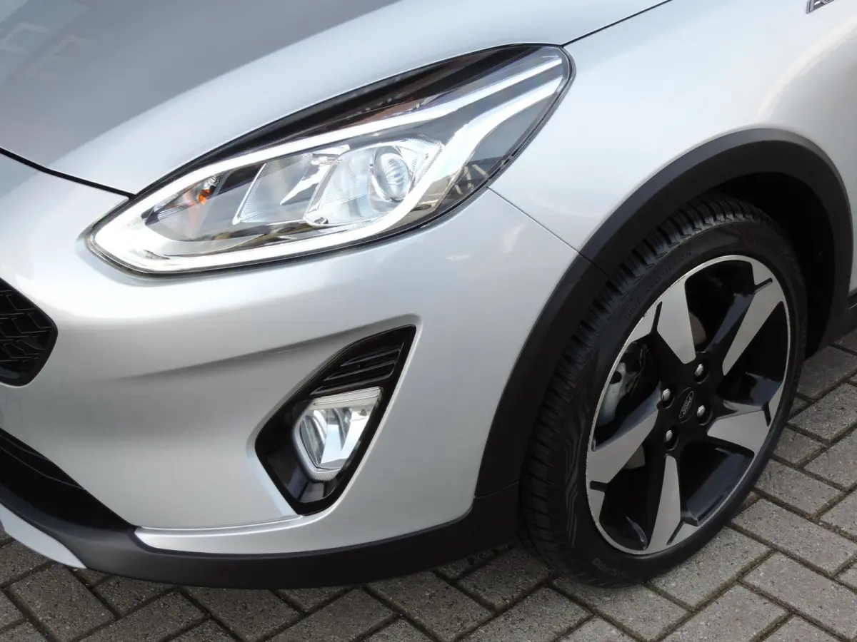 1.0-T Active X 21.000km | 1e Eig | ECC | B&O | Priv.glas | Winterpack | Cruise contr | 17” | CarPlay | PDC | Navi