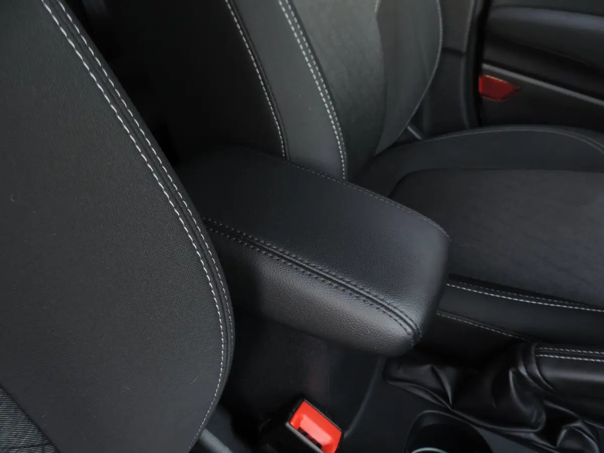 1.0-T Active X 21.000km | 1e Eig | ECC | B&O | Priv.glas | Winterpack | Cruise contr | 17” | CarPlay | PDC | Navi