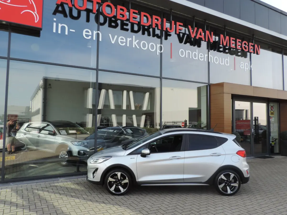 1.0-T Active X 21.000km | 1e Eig | ECC | B&O | Priv.glas | Winterpack | Cruise contr | 17” | CarPlay | PDC | Navi