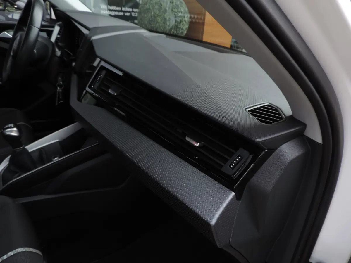 25 TFSI Pro Line 89.000km | Cruise contr | DAB | Camera | Lm-velgen | PDC v+a | Virt.dashb | Bluetooth