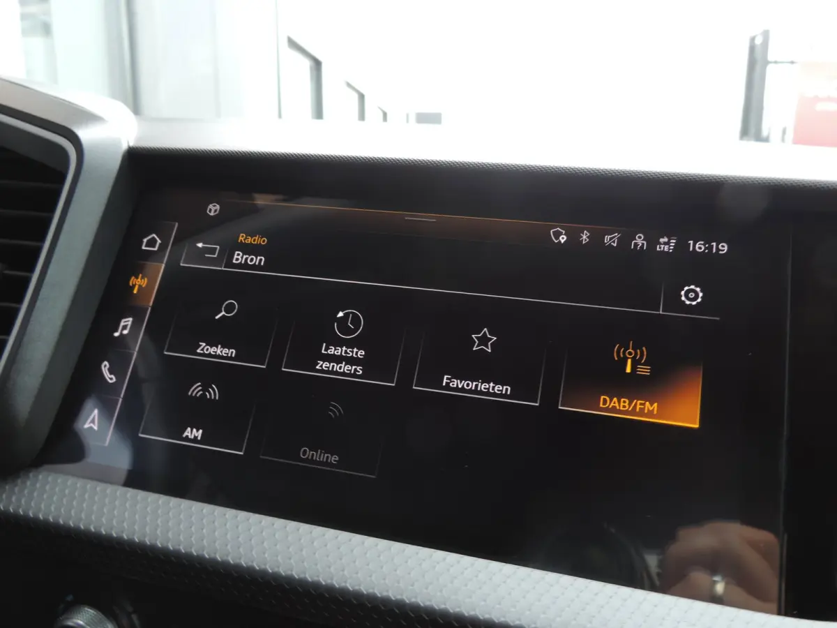 25 TFSI Pro Line 89.000km | Cruise contr | DAB | Camera | Lm-velgen | PDC v+a | Virt.dashb | Bluetooth