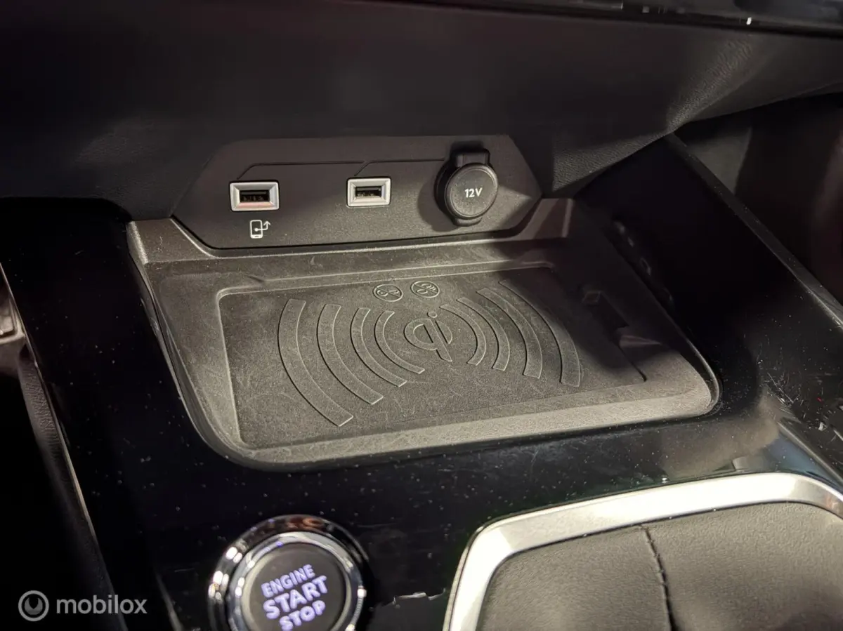 1.5 BlueHDI Blue Lease Active CARPLAY / NAVI / CLIMA / ADAP.CRUISE / LED /