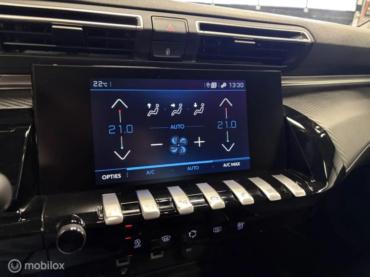1.5 BlueHDI Blue Lease Active CARPLAY / NAVI / CLIMA / ADAP.CRUISE / LED /