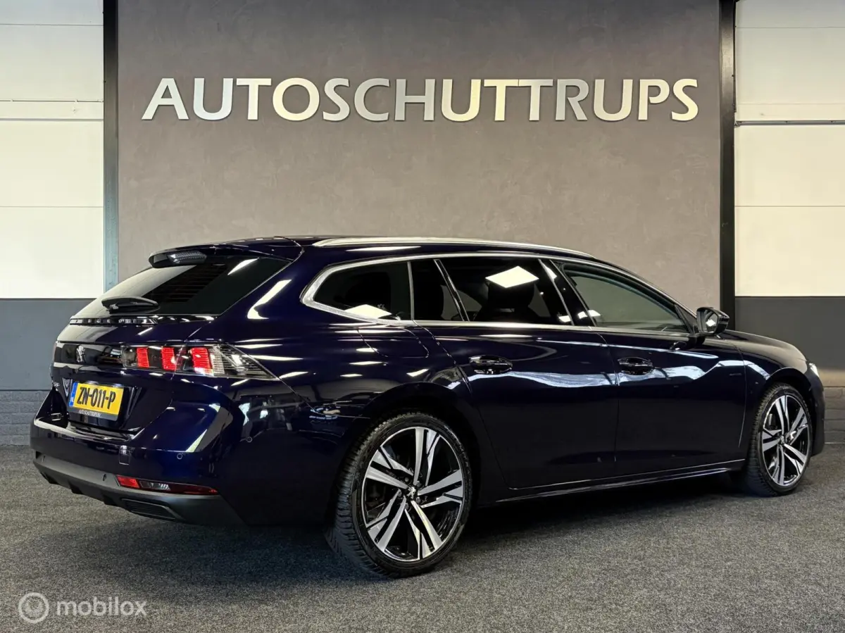 1.5 BlueHDI Blue Lease Active CARPLAY / NAVI / CLIMA / ADAP.CRUISE / LED /