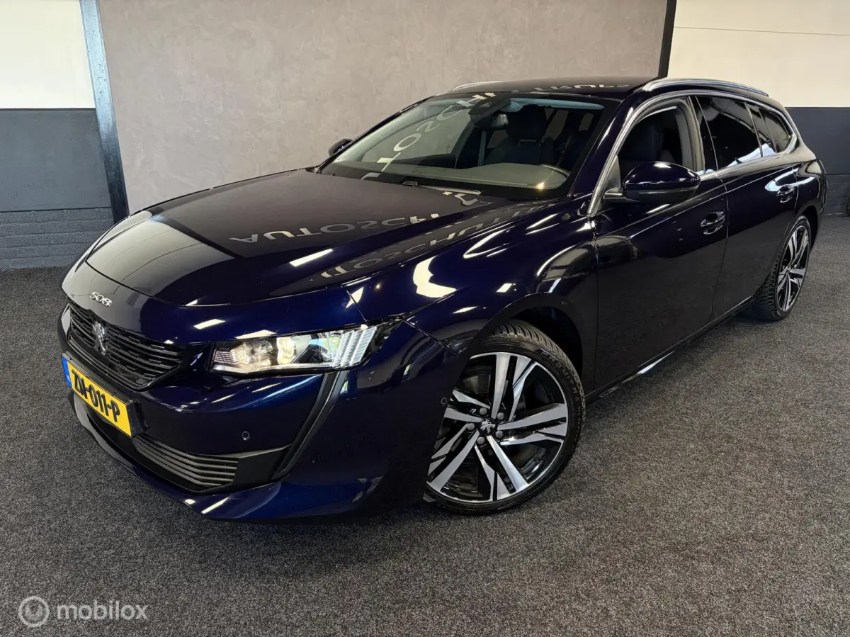 1.5 BlueHDI Blue Lease Active CARPLAY / NAVI / CLIMA / ADAP.CRUISE / LED /
