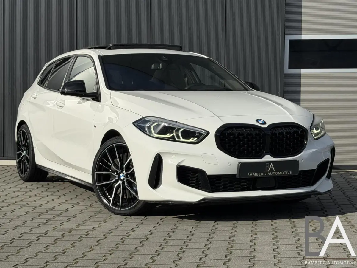 M135i xDrive|H/K|Led|pano|carplay|kuiptstoel
