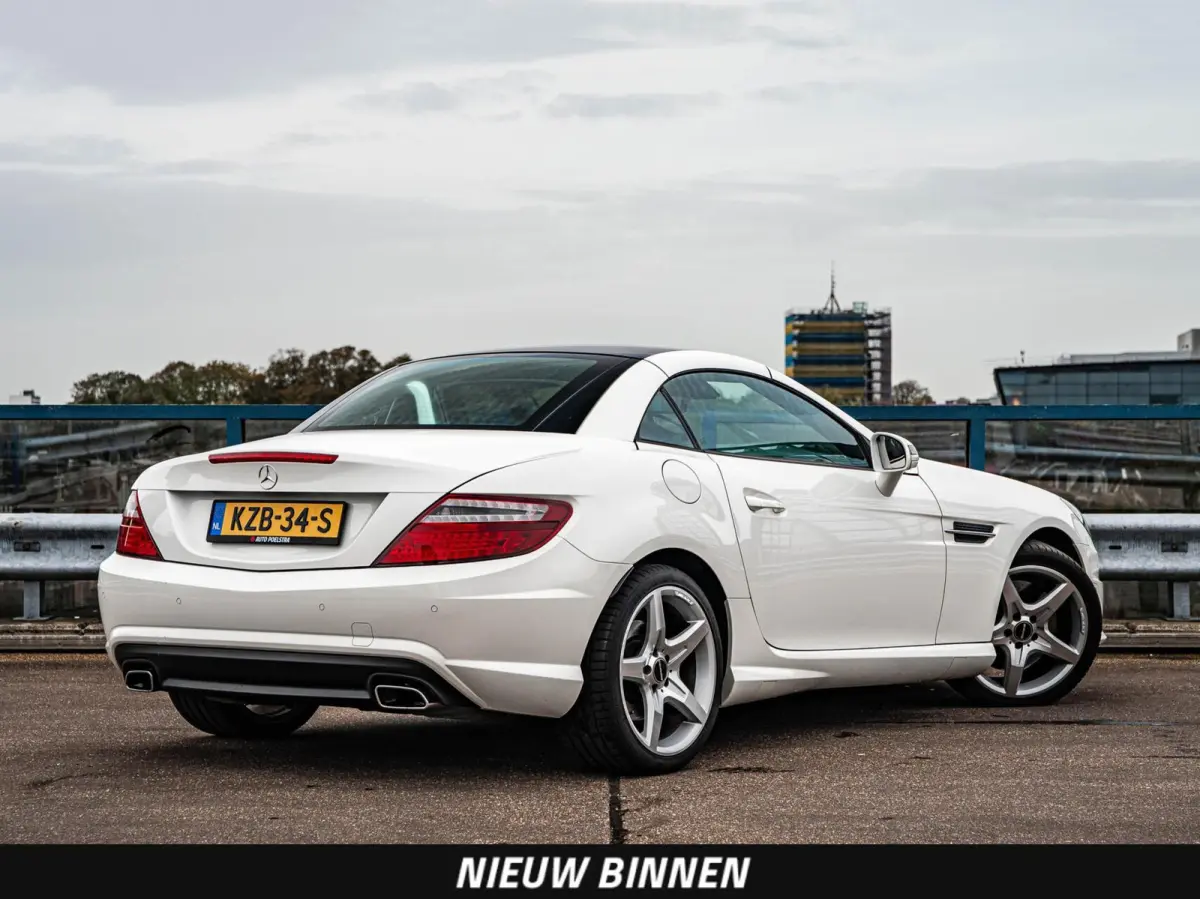 200 AMG 184 PK AUT | Panoramadak | Leder | Nekverwarming | Stoelverwarming | Navigatie | Cruise Control | 18"