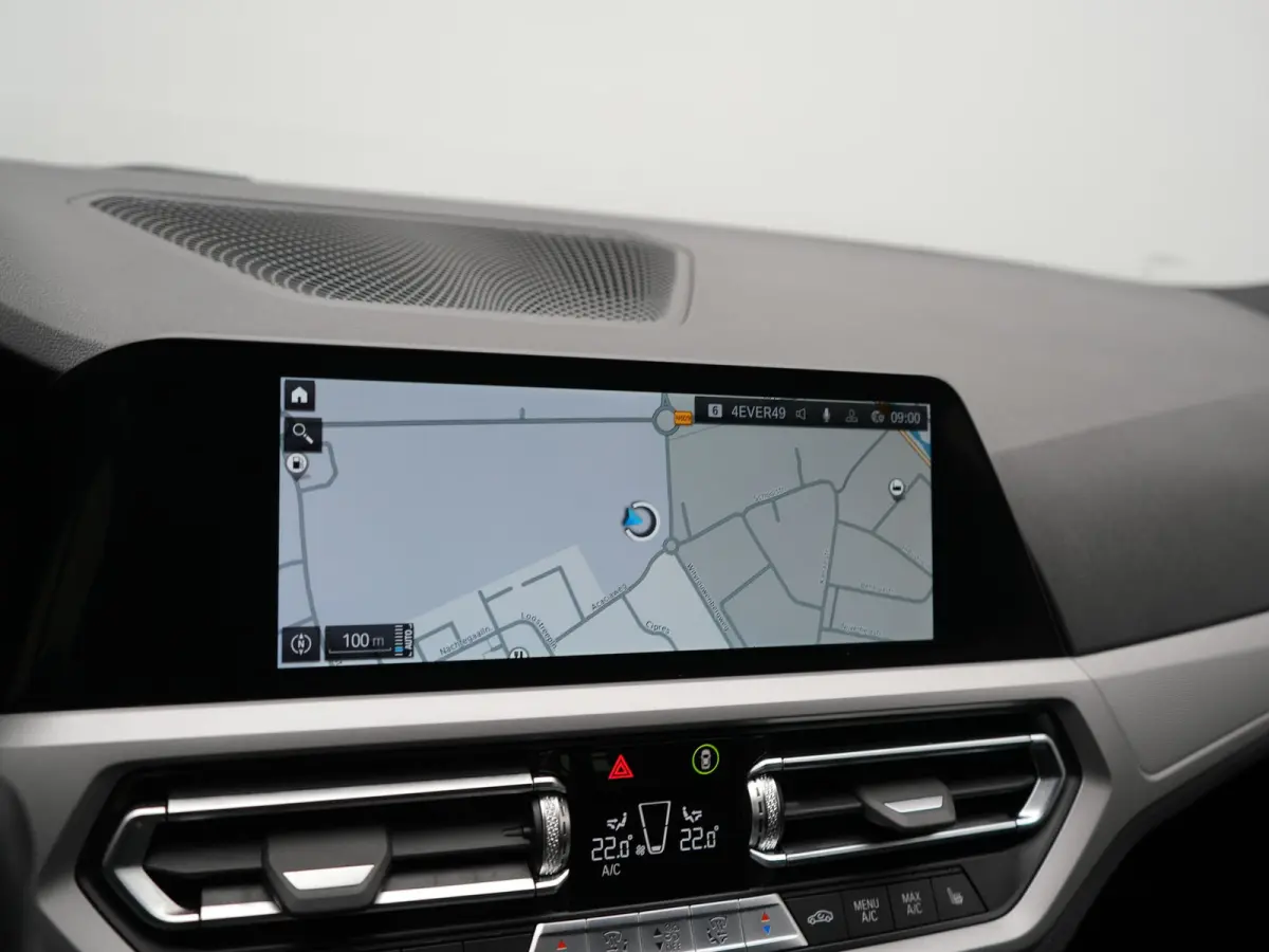 330e Sportline PHEV 293pk | Trekhaak Af Fabriek | Adaptive Cruise | Head Up | 360 Camera | Lederen Sportstoelen Verwarmd | BLIS | Apple Carplay | Navigatie | DAB | Plug In Hybrid |