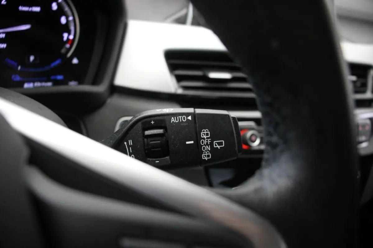 xDrive25e - Cruise, Clima
