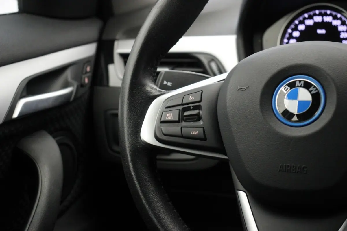 xDrive25e - Cruise, Clima