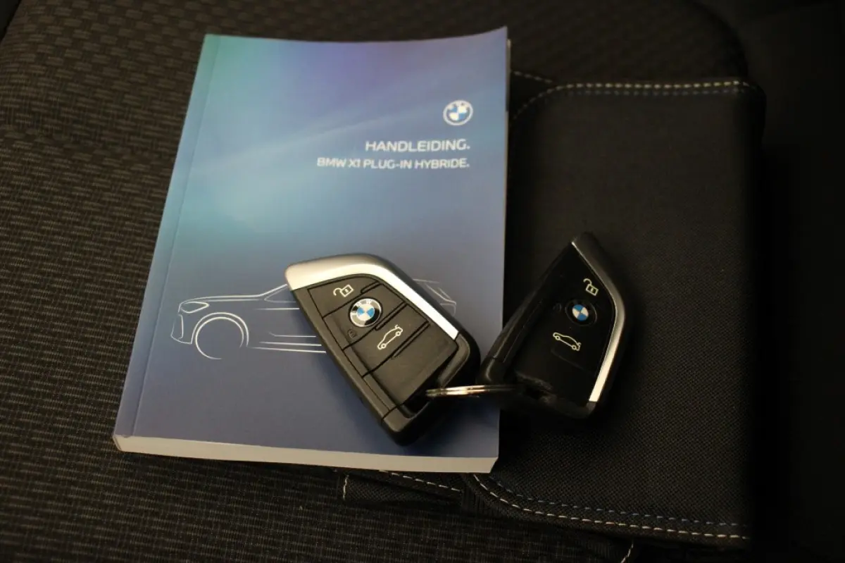 xDrive25e - Cruise, Clima