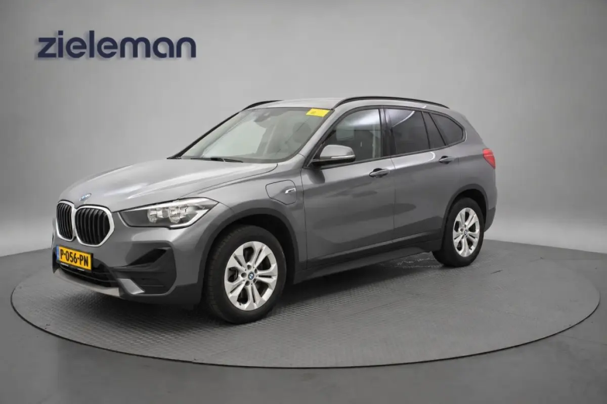 xDrive25e - Cruise, Clima