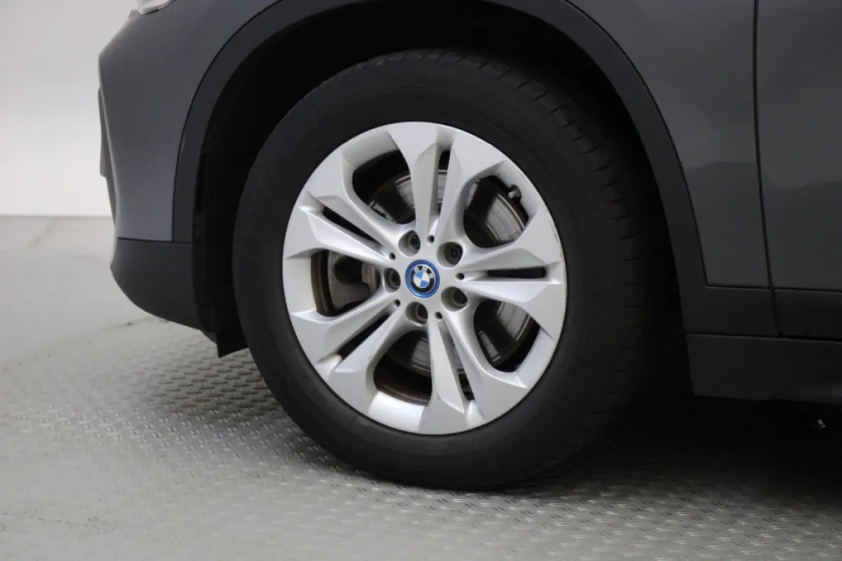 xDrive25e - Cruise, Clima