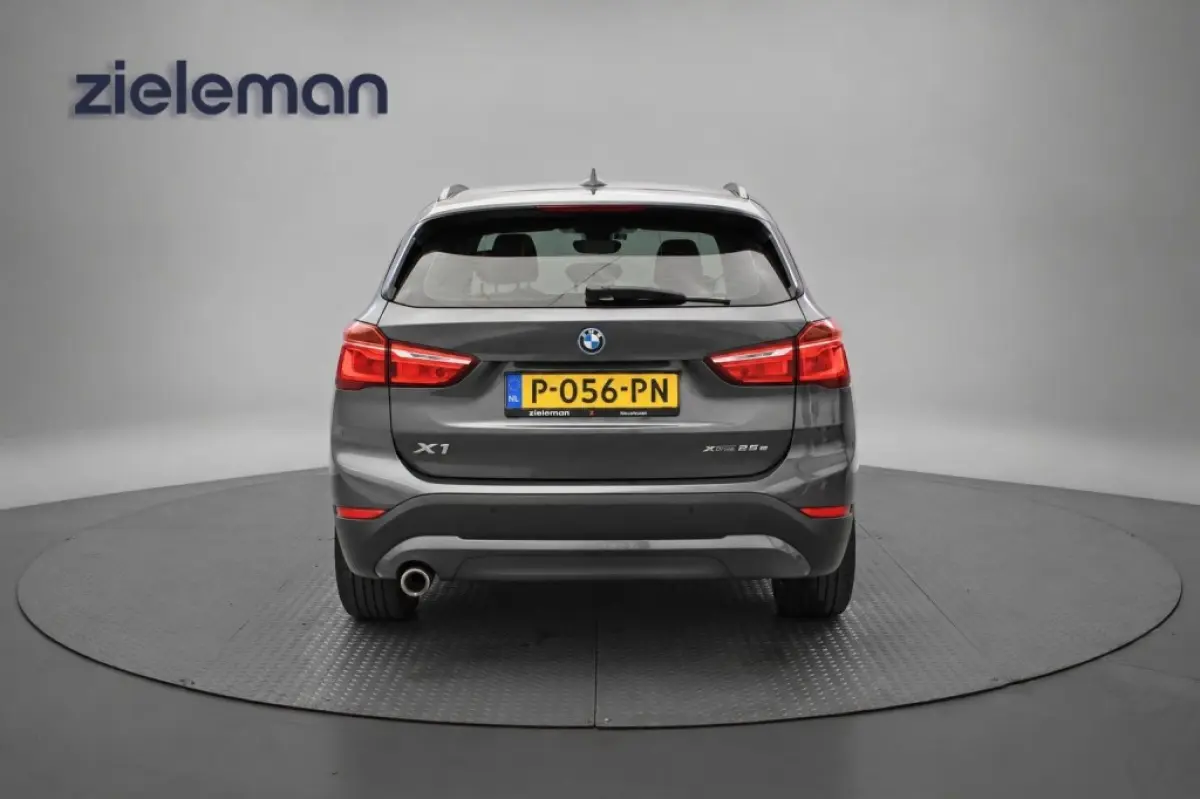 xDrive25e - Cruise, Clima