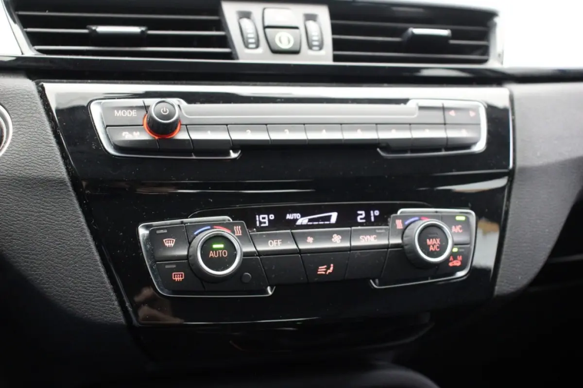 xDrive25e - Cruise, Clima
