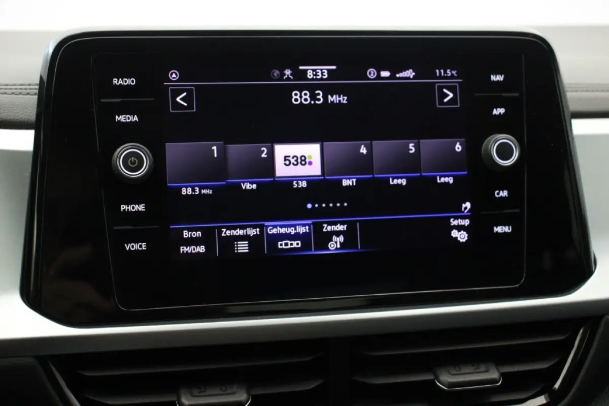 1.0 TSI Life 75 Edition - Digitaal Cockpit, Carplay, Camera, Adapt. Cruise