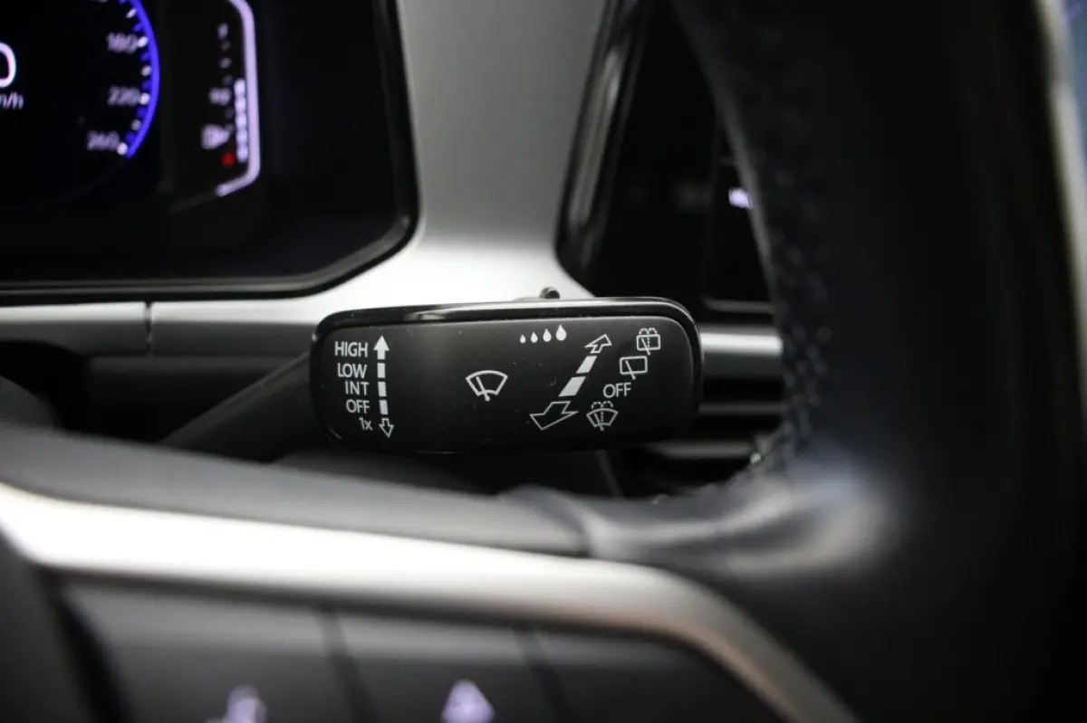 1.0 TSI Life 75 Edition - Digitaal Cockpit, Carplay, Camera, Adapt. Cruise