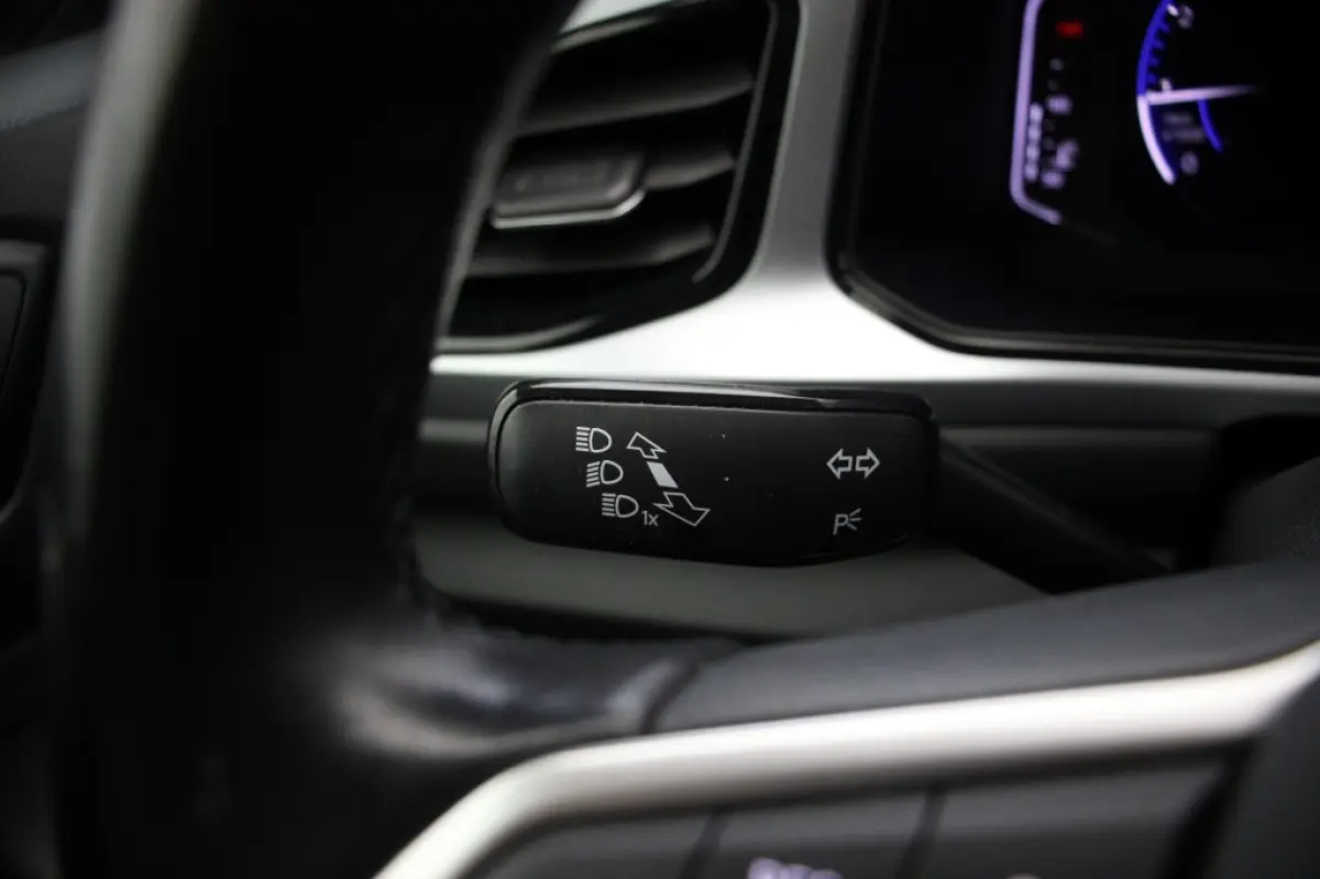 1.0 TSI Life 75 Edition - Digitaal Cockpit, Carplay, Camera, Adapt. Cruise