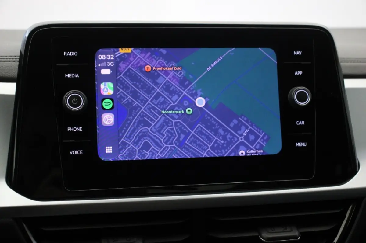 1.0 TSI Life 75 Edition - Digitaal Cockpit, Carplay, Camera, Adapt. Cruise