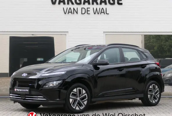 EV Comfort 39 kWh | SOH 96.8% | 3-Fase | Apple-/Android Carplay | Achteruitrijcamera | Digitaal dashboard | Stuur-/Stoelverwarming | Climate Control | ACC | 1e eigenaar | Dealer onderhouden
