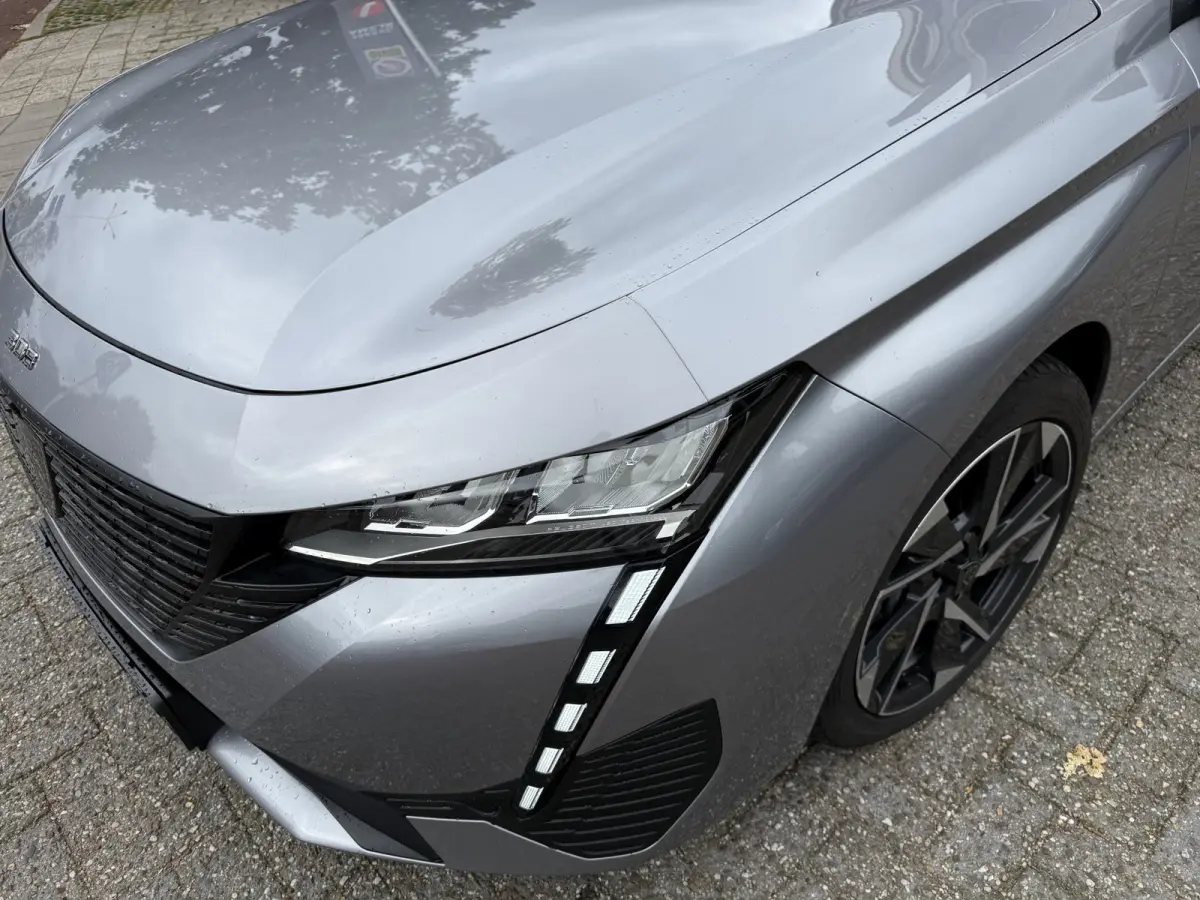 1.6 HYbrid 180 Pack Business Aut., SOH 97% | 18inch GT-line | Trekhaak | Navi & CarPlay