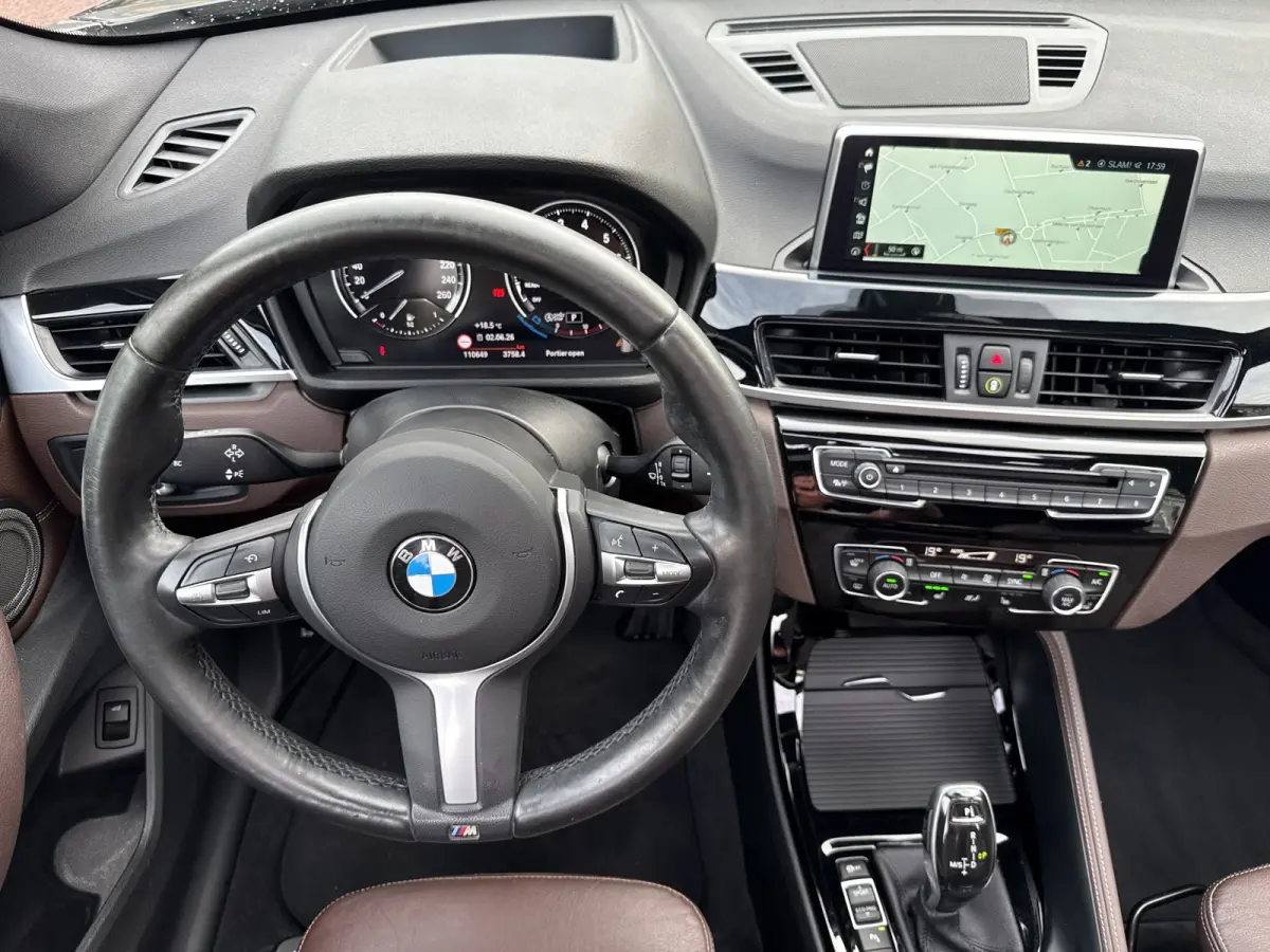 sDrive20i 192pk Executive, M Sport | Pano | CarPlay | Hud