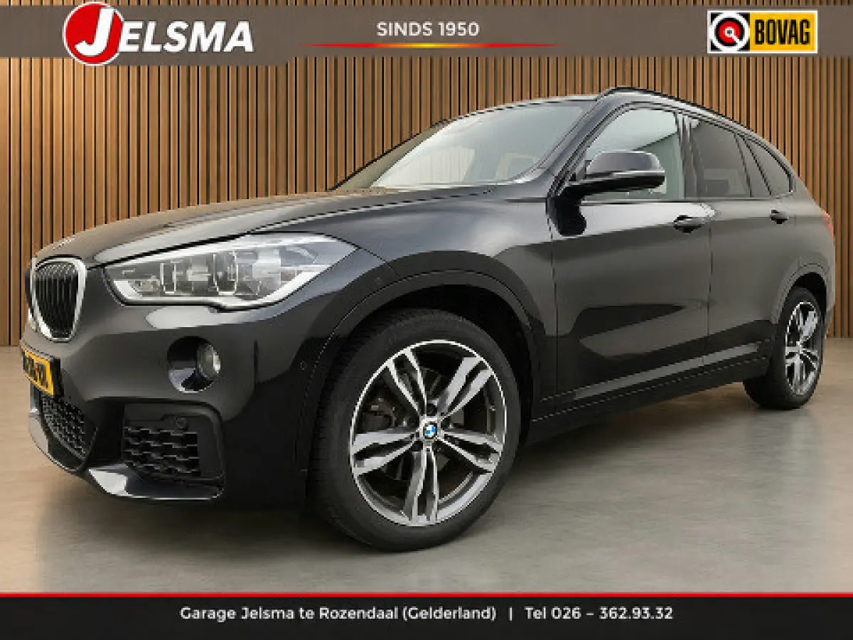 sDrive20i 192pk Executive, M Sport | Pano | CarPlay | Hud