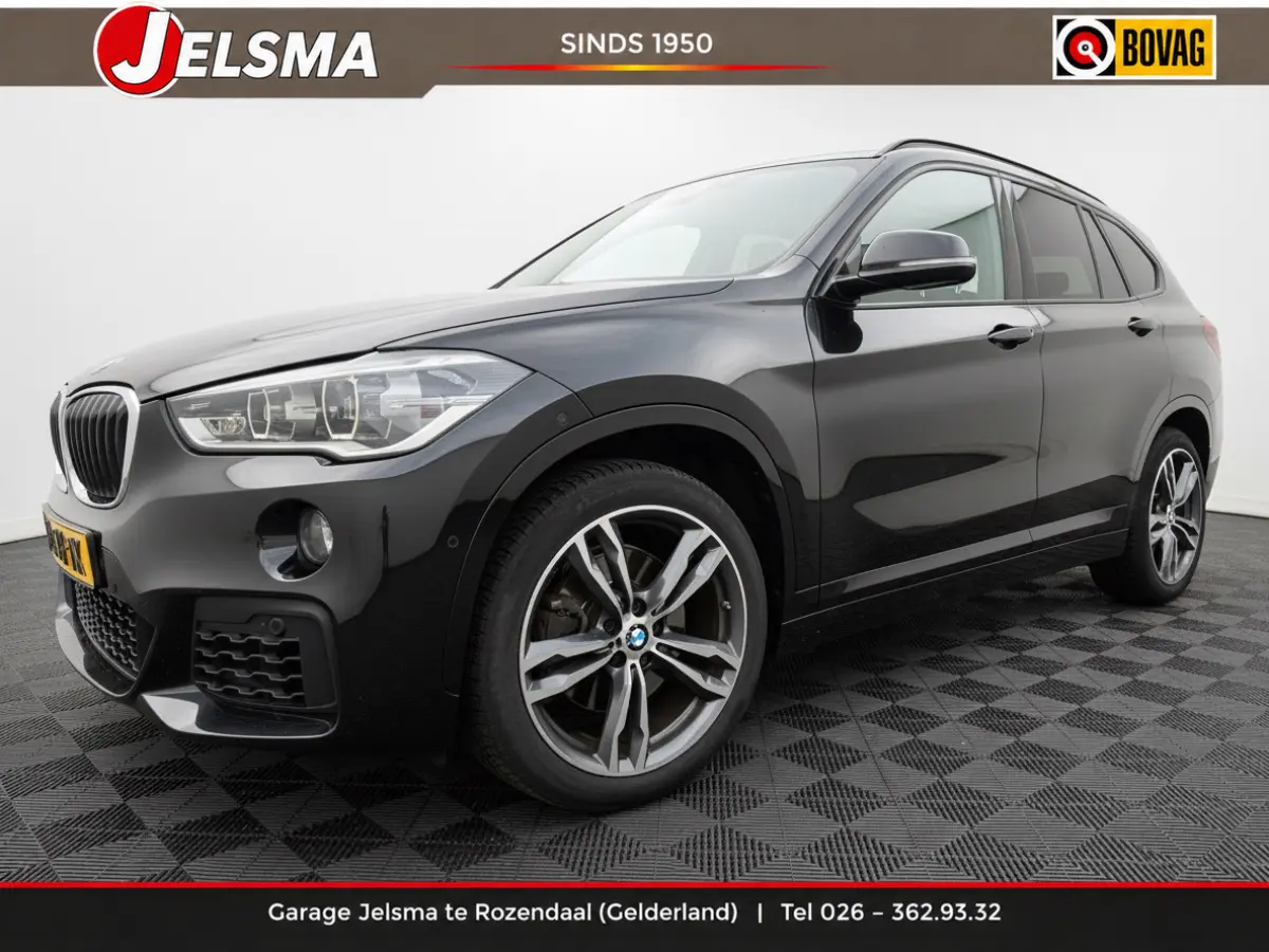 sDrive20i 192pk Executive, M Sport | Pano | CarPlay | Hud