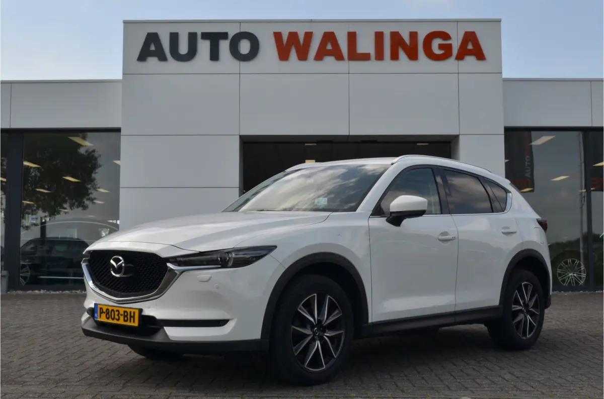 2.0 4WD Nieuw model! | Achteruitrijcamera | Head Up | Dodehoeksensor | Stuur en stoelverwarming |