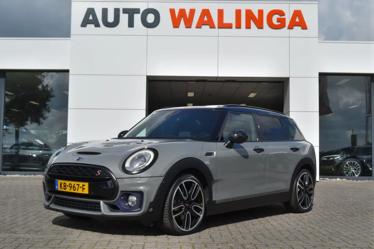 2.0 Cooper S JCW Chili | Panoramadak | Leer | Harman/Kardon | Achteruitrij camera | Head-up display | Stoelverwarming |