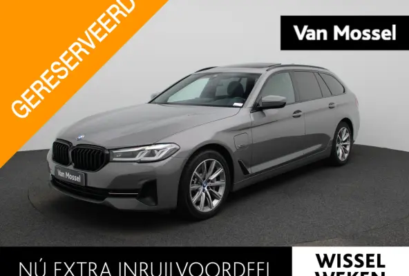 530e 215kW xDrive Auto | Apple Carplay / Android Auto | Panoramadak | Sfeerverlichting | Harman / Kardon | Achteruitrijcamera | Trekhaak |