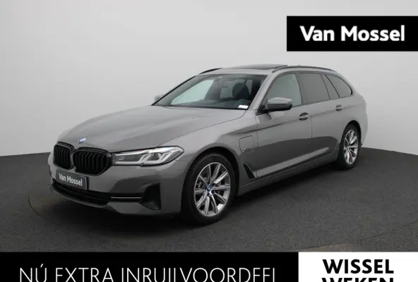 530e 215kW xDrive Auto | Apple Carplay / Android Auto | Panoramadak | Sfeerverlichting | Harman / Kardon | Achteruitrijcamera | Trekhaak |