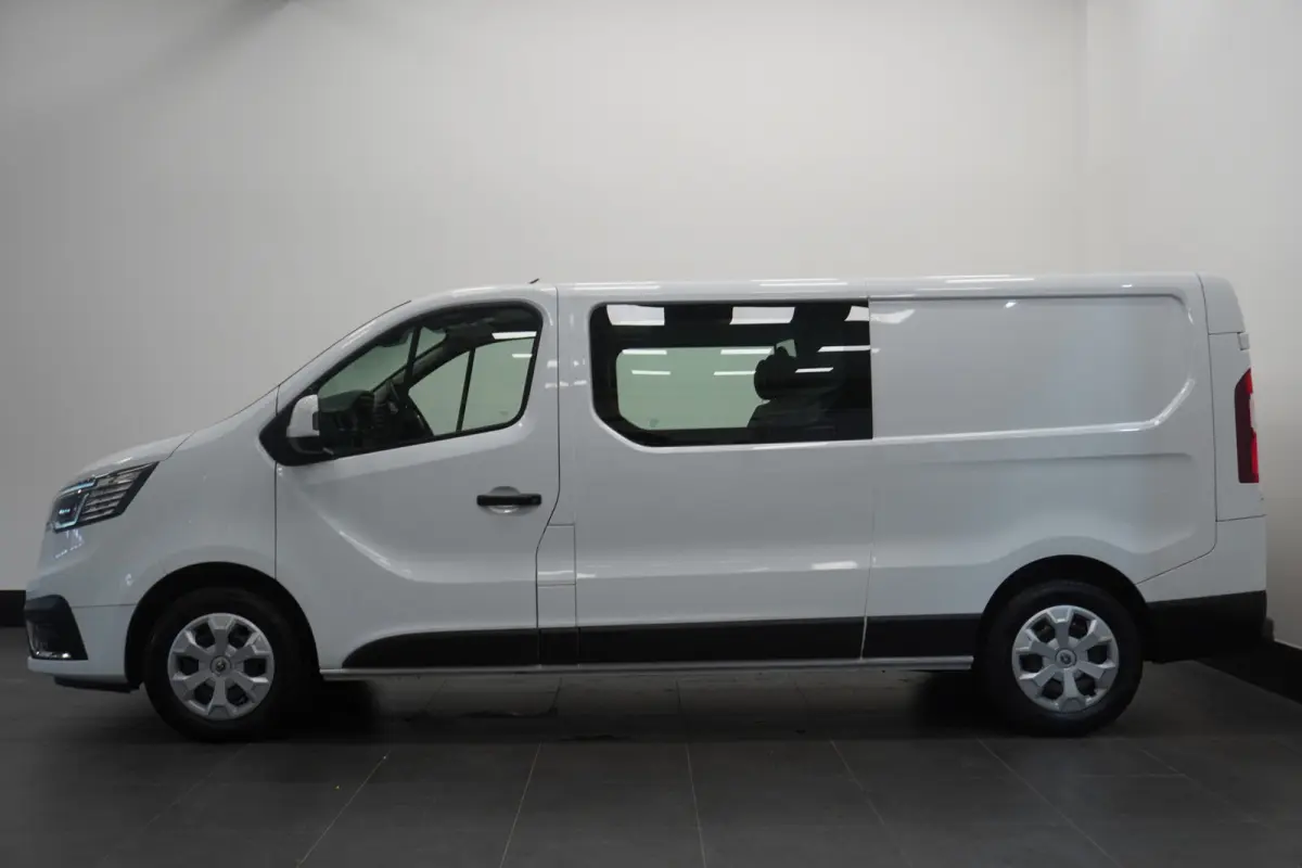2.0 dCi L2 EURO 6 - Airco - Cruise - Carkit - €23.950,- Excl.
